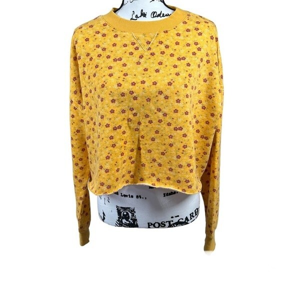 Colsie yellow floral crop top long sleeve sweater top size L - Picture 1 of 15